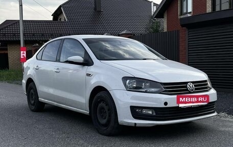 Volkswagen Polo VI (EU Market), 2016 год, 900 000 рублей, 2 фотография