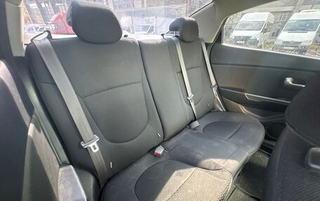 KIA Rio III рестайлинг, 2012 год, 600 000 рублей, 18 фотография