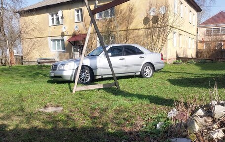 Mercedes-Benz C-Класс, 1996 год, 450 000 рублей, 10 фотография