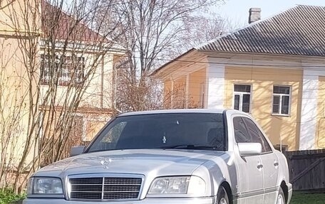 Mercedes-Benz C-Класс, 1996 год, 450 000 рублей, 9 фотография