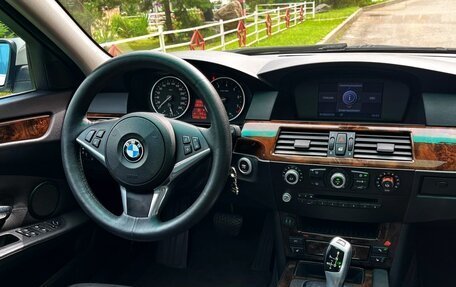 BMW 5 серия, 2008 год, 1 450 000 рублей, 11 фотография