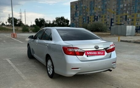 Toyota Camry, 2012 год, 1 600 000 рублей, 2 фотография