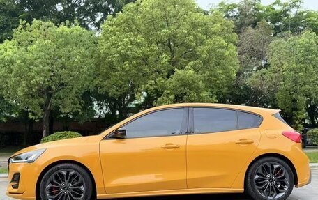 Ford Focus IV, 2022 год, 1 421 800 рублей, 2 фотография
