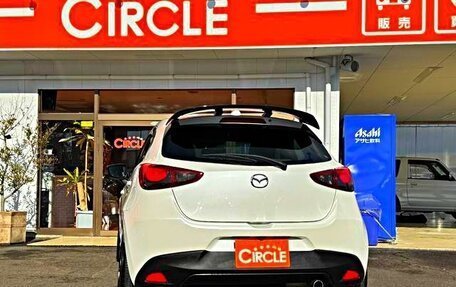 Mazda Demio IV, 2019 год, 1 000 000 рублей, 4 фотография
