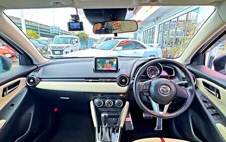 Mazda Demio IV, 2019 год, 1 000 000 рублей, 8 фотография