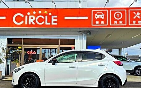 Mazda Demio IV, 2019 год, 1 000 000 рублей, 6 фотография