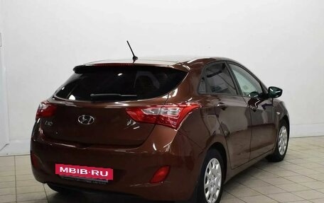 Hyundai i30 II рестайлинг, 2012 год, 880 000 рублей, 4 фотография