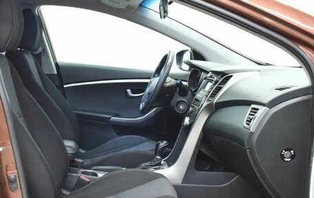 Hyundai i30 II рестайлинг, 2012 год, 880 000 рублей, 10 фотография