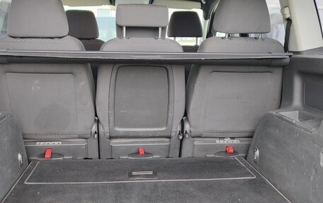 Volkswagen Touran III, 2006 год, 440 000 рублей, 3 фотография