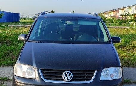 Volkswagen Touran III, 2006 год, 440 000 рублей, 11 фотография