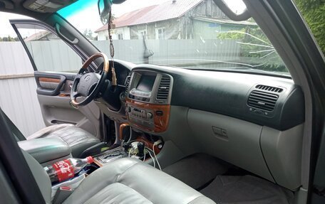 Lexus LX II, 2004 год, 1 900 000 рублей, 11 фотография
