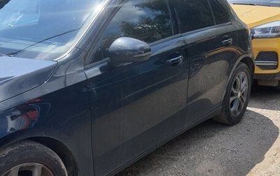 Mercedes-Benz A-Класс, 2019 год, 1 750 000 рублей, 1 фотография