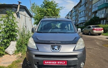 Peugeot Partner II рестайлинг 2, 2012 год, 425 000 рублей, 1 фотография