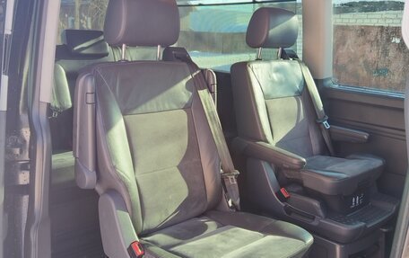 Volkswagen Multivan T5, 2012 год, 3 150 000 рублей, 8 фотография