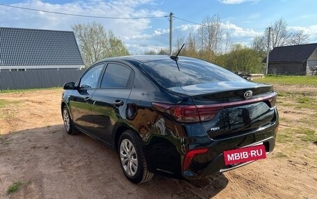 KIA Rio IV, 2020 год, 1 450 000 рублей, 2 фотография