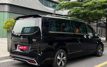 Mercedes-Benz Vito, 2024 год, 6 900 000 рублей, 24 фотография