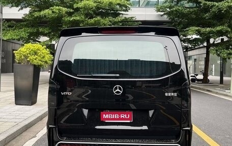 Mercedes-Benz Vito, 2024 год, 6 900 000 рублей, 25 фотография