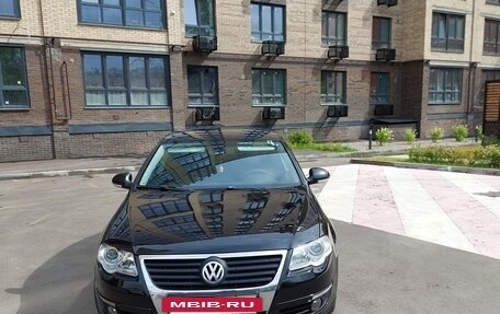 Volkswagen Passat B6, 2007 год, 799 000 рублей, 2 фотография
