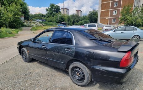 Mitsubishi Diamante II, 1995 год, 300 000 рублей, 2 фотография