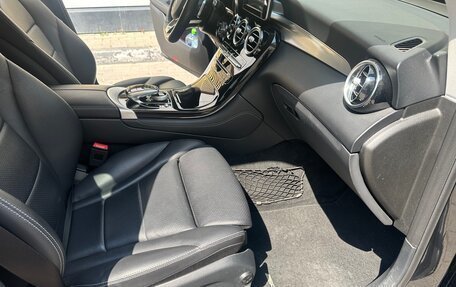 Mercedes-Benz GLC, 2018 год, 3 150 000 рублей, 17 фотография