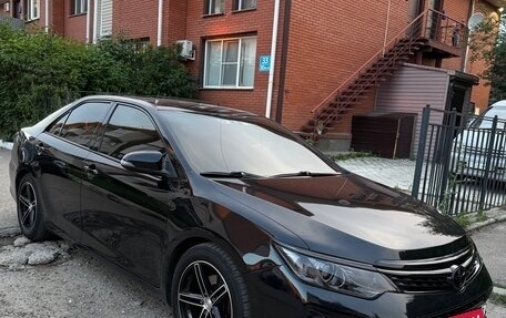 Toyota Camry, 2016 год, 1 790 000 рублей, 10 фотография