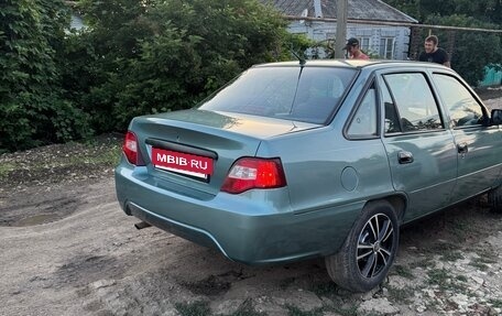 Daewoo Nexia I рестайлинг, 2008 год, 300 000 рублей, 5 фотография
