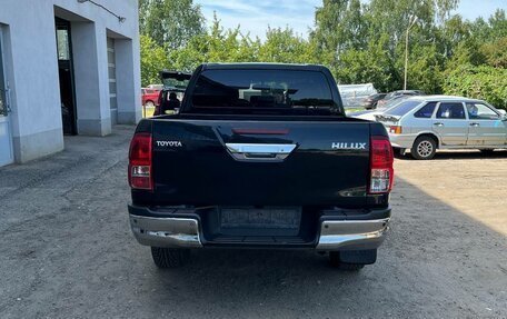 Toyota Hilux VIII, 2015 год, 2 950 000 рублей, 3 фотография