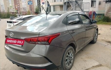 Hyundai Solaris II рестайлинг, 2021 год, 1 330 000 рублей, 4 фотография