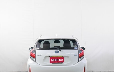 Toyota Aqua I, 2019 год, 1 299 000 рублей, 6 фотография