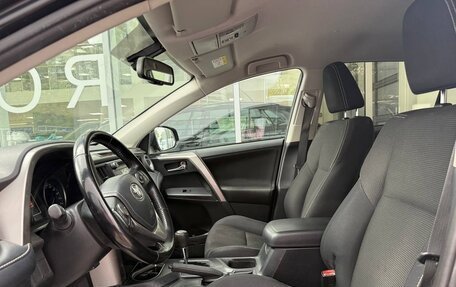 Toyota RAV4, 2018 год, 2 100 000 рублей, 8 фотография