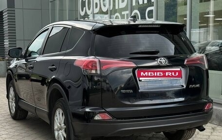 Toyota RAV4, 2018 год, 2 100 000 рублей, 5 фотография