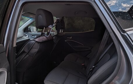 Hyundai Santa Fe III рестайлинг, 2014 год, 2 000 000 рублей, 3 фотография