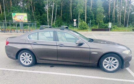 BMW 5 серия, 2012 год, 1 550 000 рублей, 3 фотография