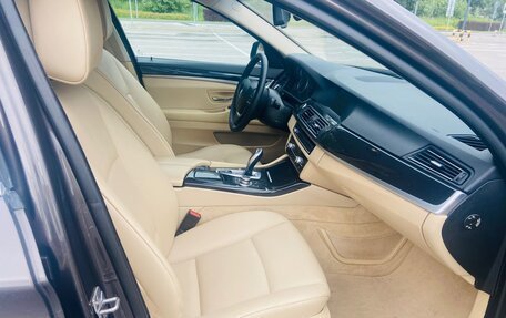 BMW 5 серия, 2012 год, 1 550 000 рублей, 11 фотография