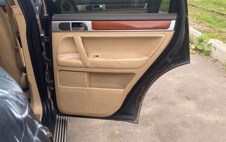 Volkswagen Touareg III, 2006 год, 999 999 рублей, 15 фотография