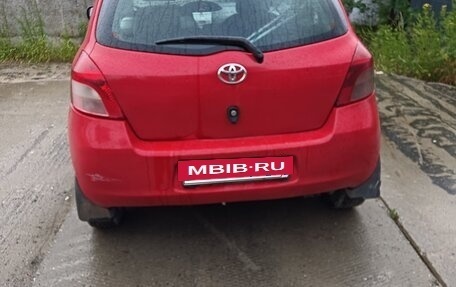Toyota Yaris III рестайлинг, 2008 год, 500 000 рублей, 6 фотография