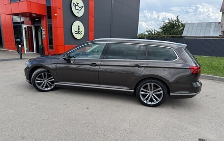 Volkswagen Passat B8 рестайлинг, 2018 год, 2 400 000 рублей, 3 фотография
