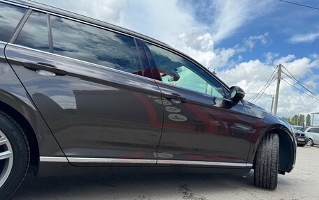 Volkswagen Passat B8 рестайлинг, 2018 год, 2 400 000 рублей, 8 фотография