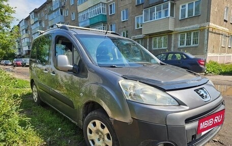 Peugeot Partner II рестайлинг 2, 2012 год, 425 000 рублей, 2 фотография