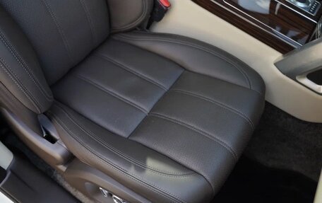 Land Rover Range Rover IV рестайлинг, 2016 год, 5 950 000 рублей, 19 фотография