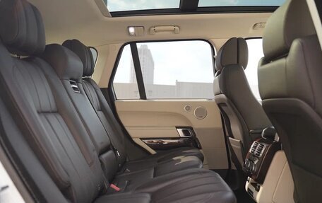 Land Rover Range Rover IV рестайлинг, 2016 год, 5 950 000 рублей, 20 фотография