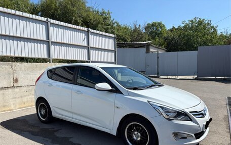 Hyundai Solaris II рестайлинг, 2016 год, 840 000 рублей, 3 фотография