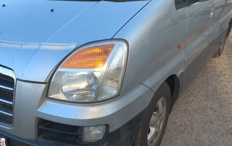 Hyundai H-1 II рестайлинг, 2007 год, 670 000 рублей, 7 фотография
