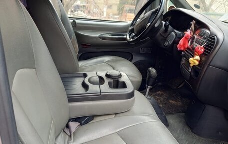 Hyundai H-1 II рестайлинг, 2007 год, 670 000 рублей, 10 фотография