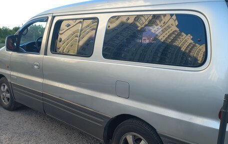 Hyundai H-1 II рестайлинг, 2007 год, 670 000 рублей, 6 фотография