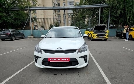 KIA Rio IV, 2018 год, 1 250 000 рублей, 8 фотография