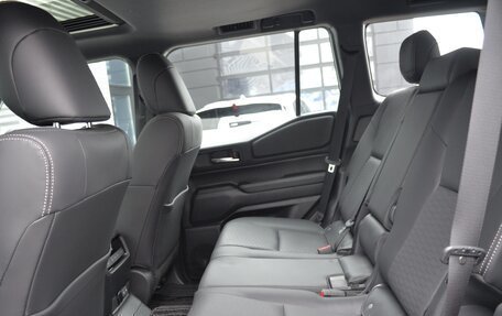 Toyota Land Cruiser Prado, 2024 год, 11 150 000 рублей, 22 фотография