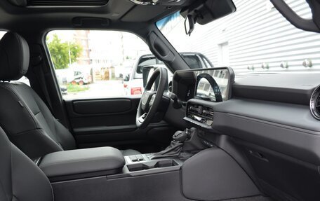 Toyota Land Cruiser Prado, 2024 год, 11 150 000 рублей, 23 фотография