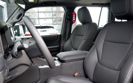 Toyota Land Cruiser Prado, 2024 год, 11 150 000 рублей, 18 фотография