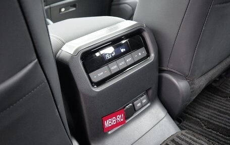 Toyota Land Cruiser Prado, 2024 год, 11 150 000 рублей, 21 фотография